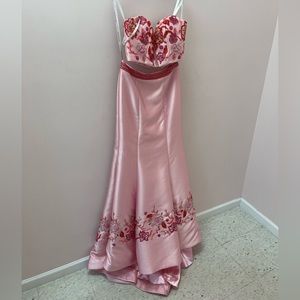 Size 4 Rachel Allan 2 Piece Dress